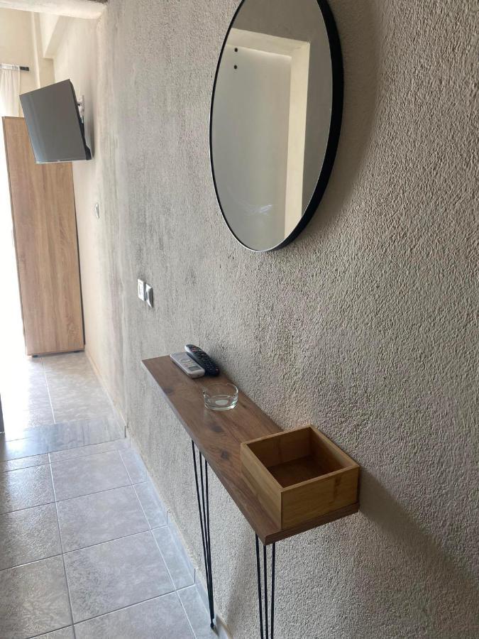 Sun & Sea Apartman Néa Iráklia Kültér fotó