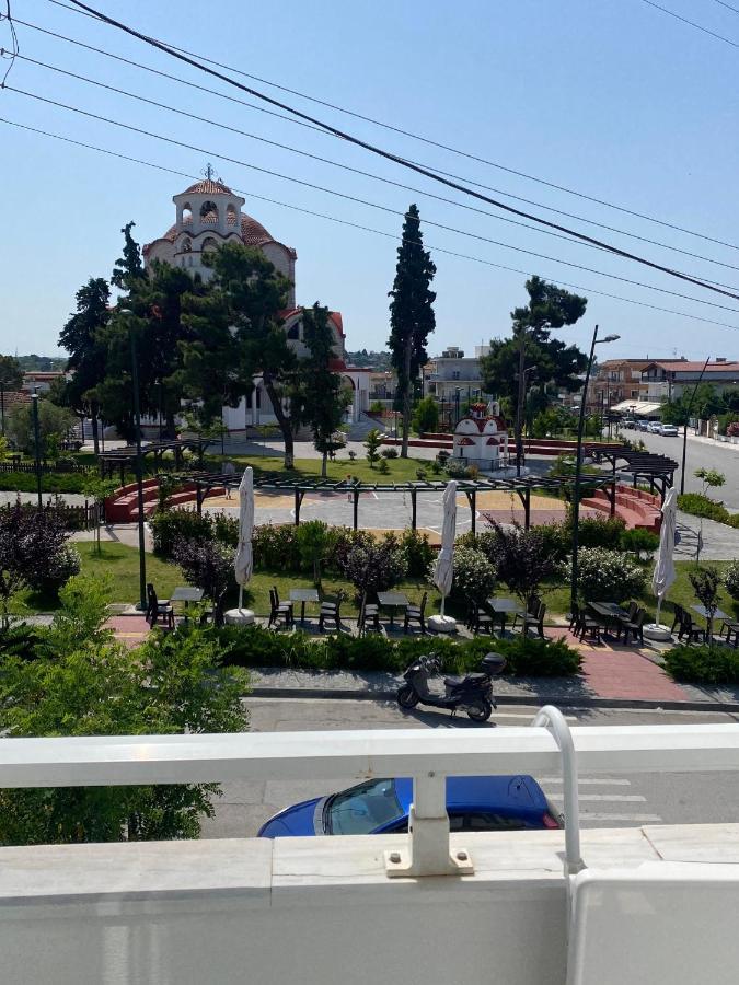 Sun & Sea Apartman Néa Iráklia Kültér fotó