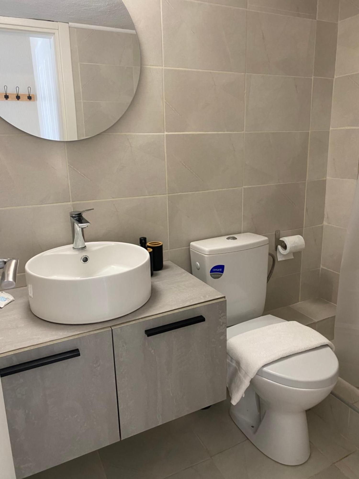 Sun & Sea Apartman Néa Iráklia Kültér fotó